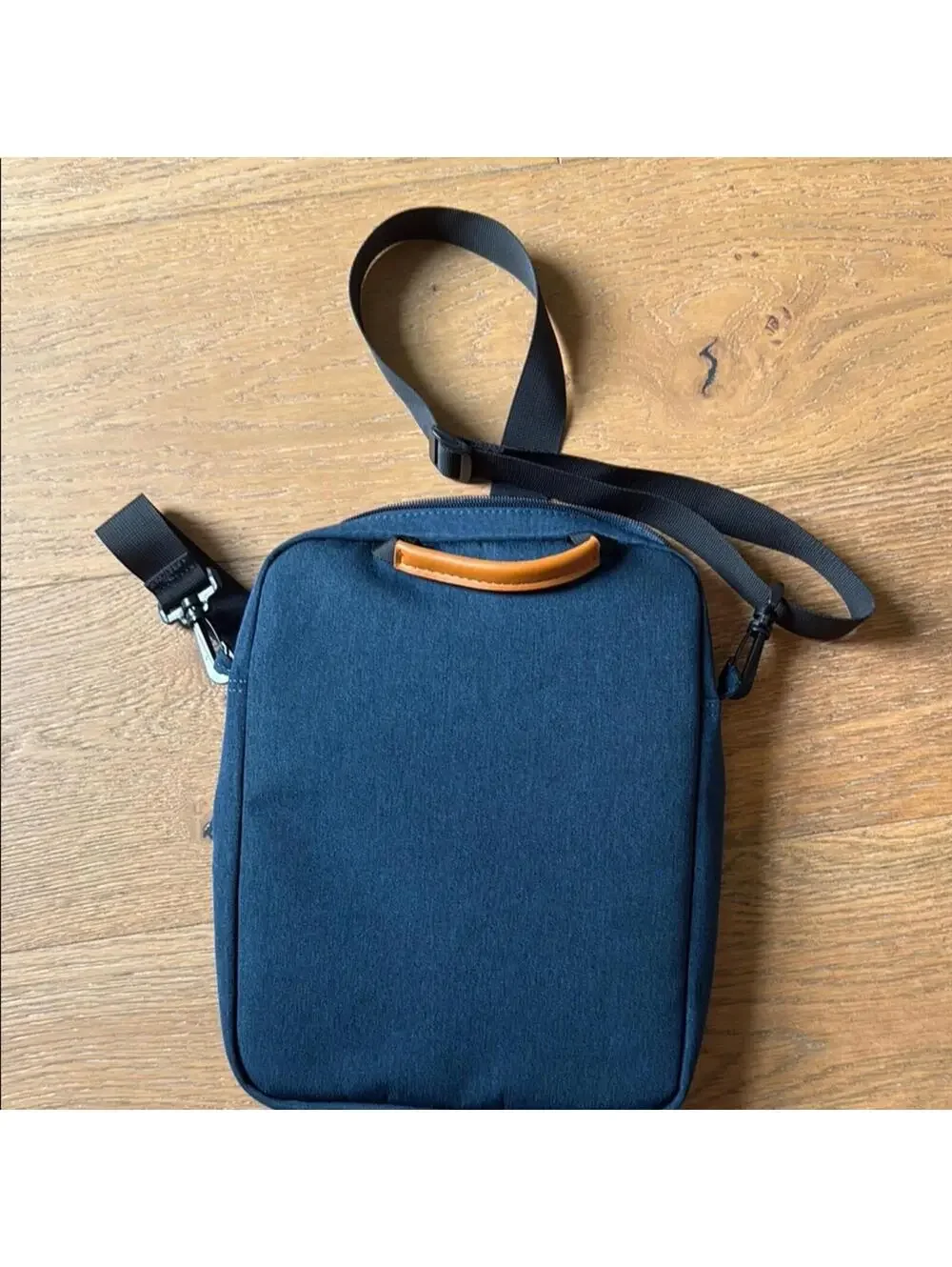Moko Stylish Black Crossbody Bag